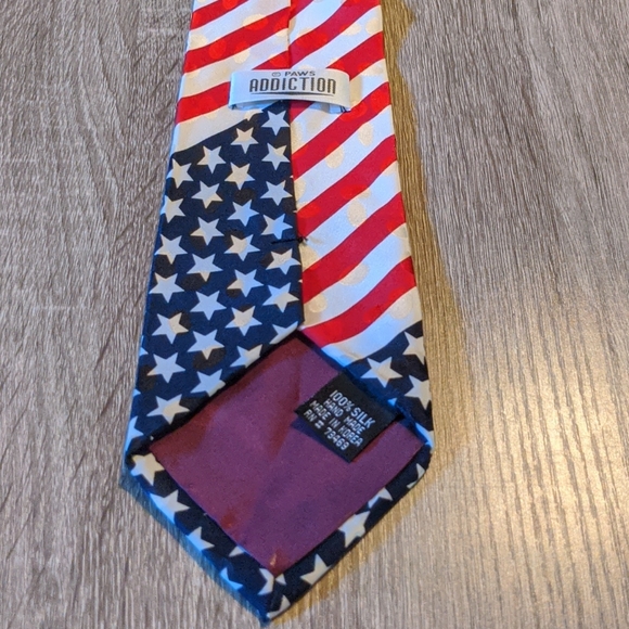 Paws Addiction Garfield American Flag Tie - Picture 4 of 7